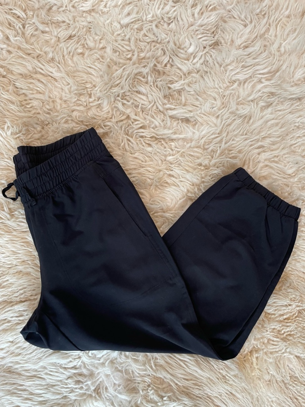 Black Ankle-Length Drawstring Pants - Women